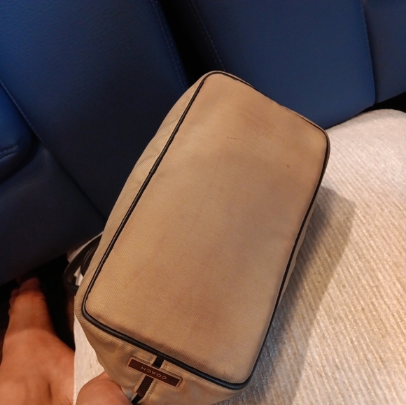 Vintage Coach Limited Edition Tan and Black Tote Bag Hand Bag - Picture 5 of 9